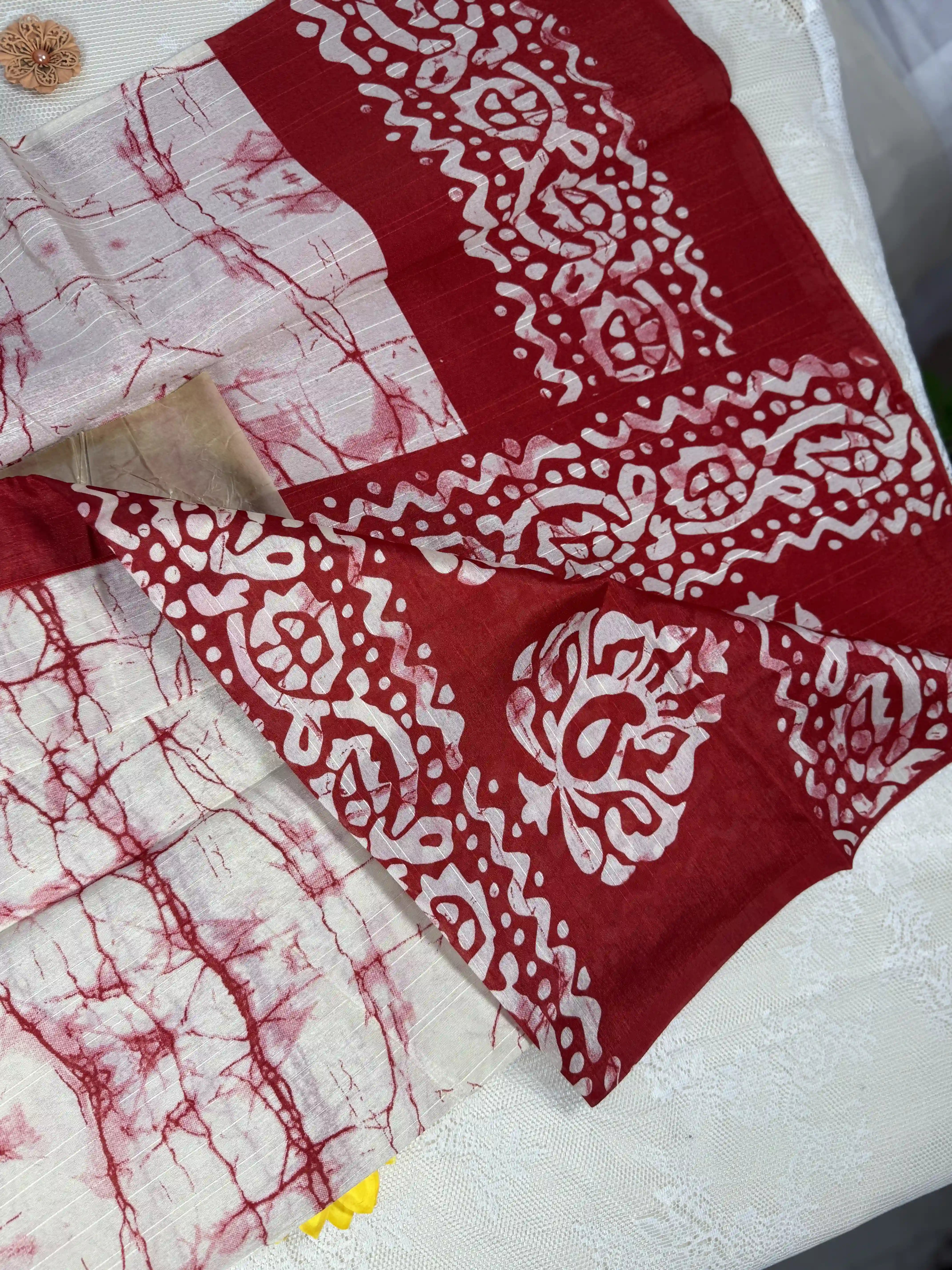 Everyday Tussar Saree: Deep Red Saree with white marble body and white floral border with red floral pallu