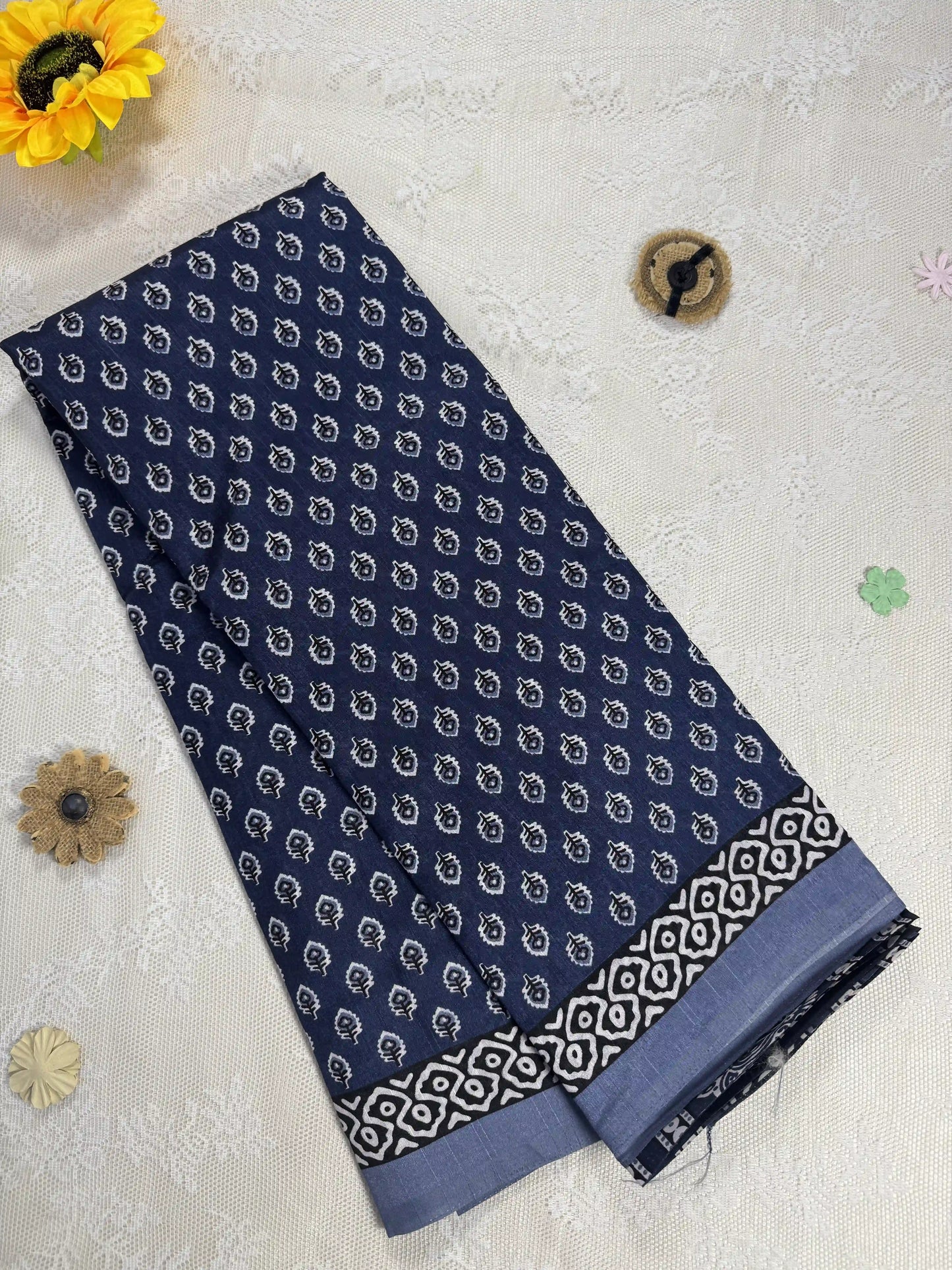 Everyday Tussar Saree: Navy Blue Saree with leafy white motif body and white floral band pallu