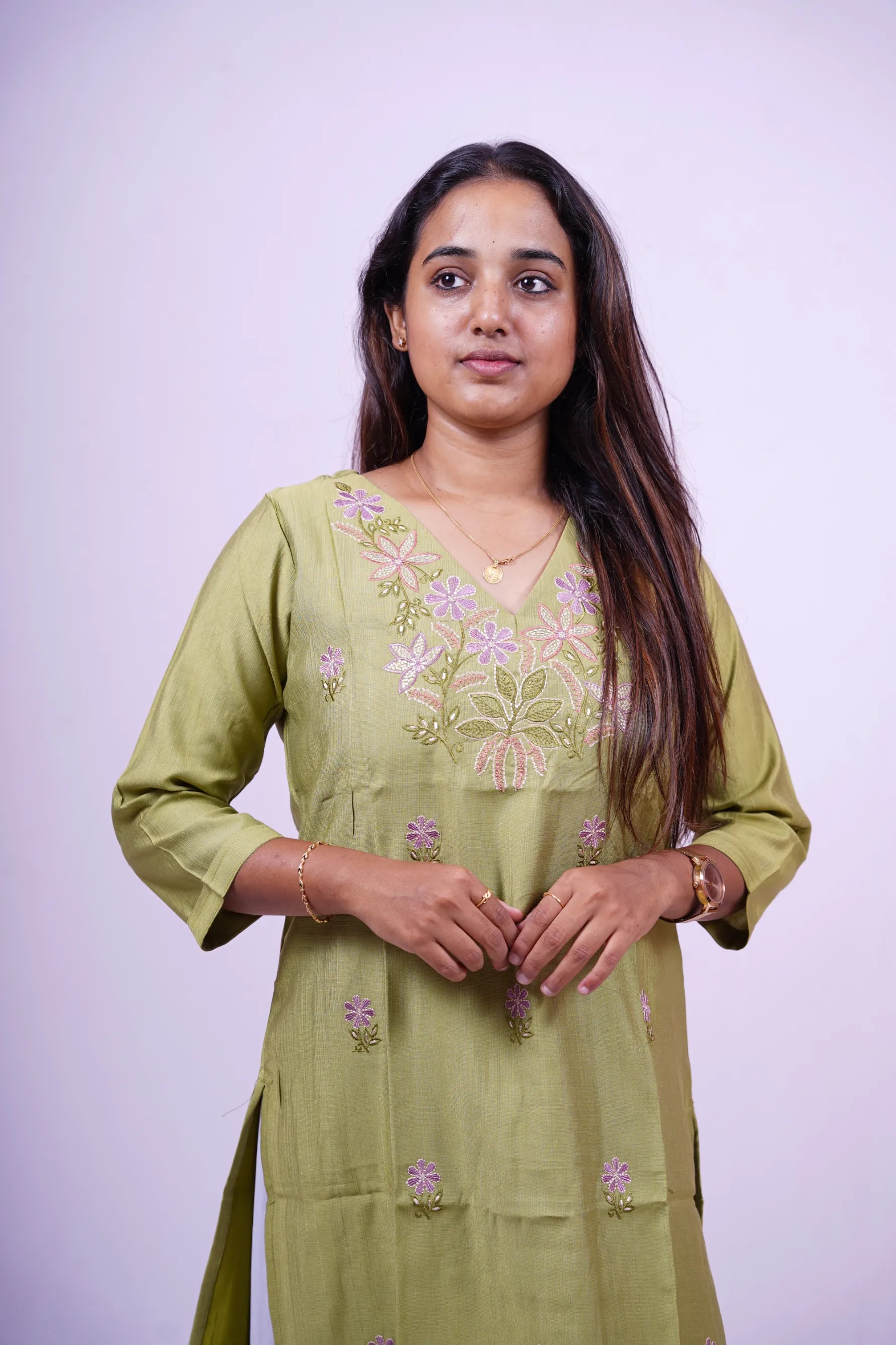 Green Floral Embroidered Kurthi | Q2-002