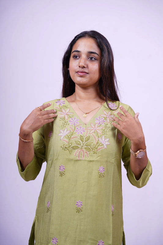 Green Floral Embroidered Kurthi | Q2-002